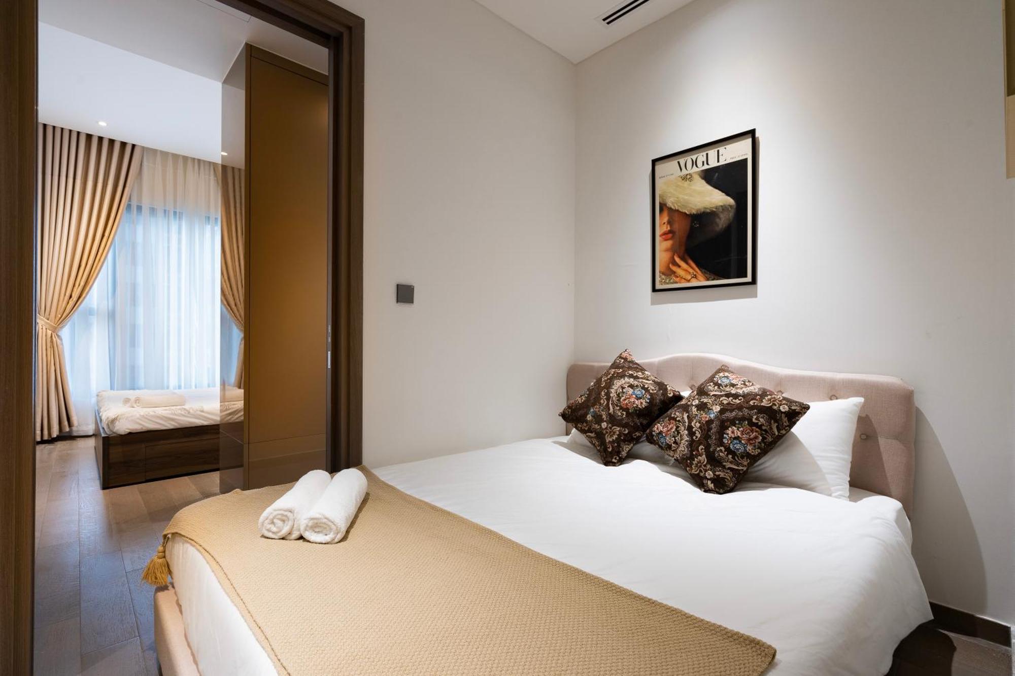 Apartment Happy High-end - Central, Whole City View & Infinity Pools - The Marq Ho Chi Minh City