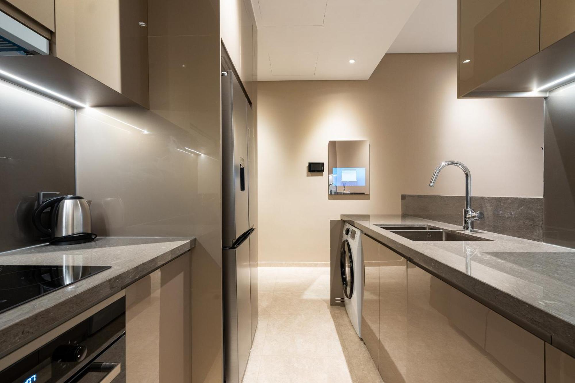 Happy High-end - Central, Whole City View & Infinity Pools - The Marq *