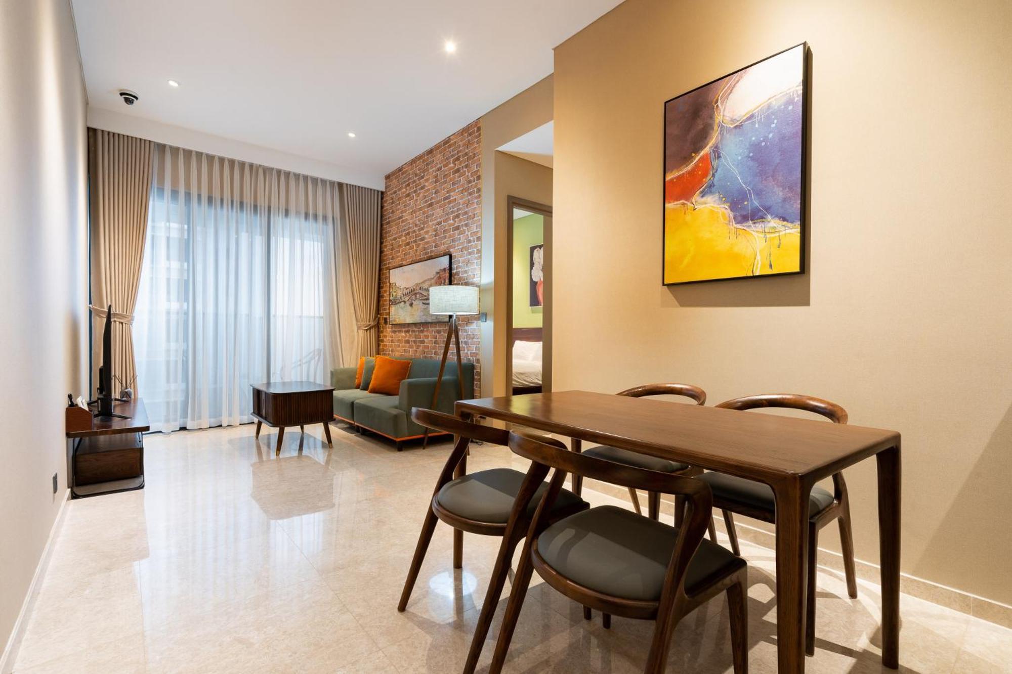 Apartment Happy High-end - Central, Whole City View & Infinity Pools - The Marq Ho Chi Minh City