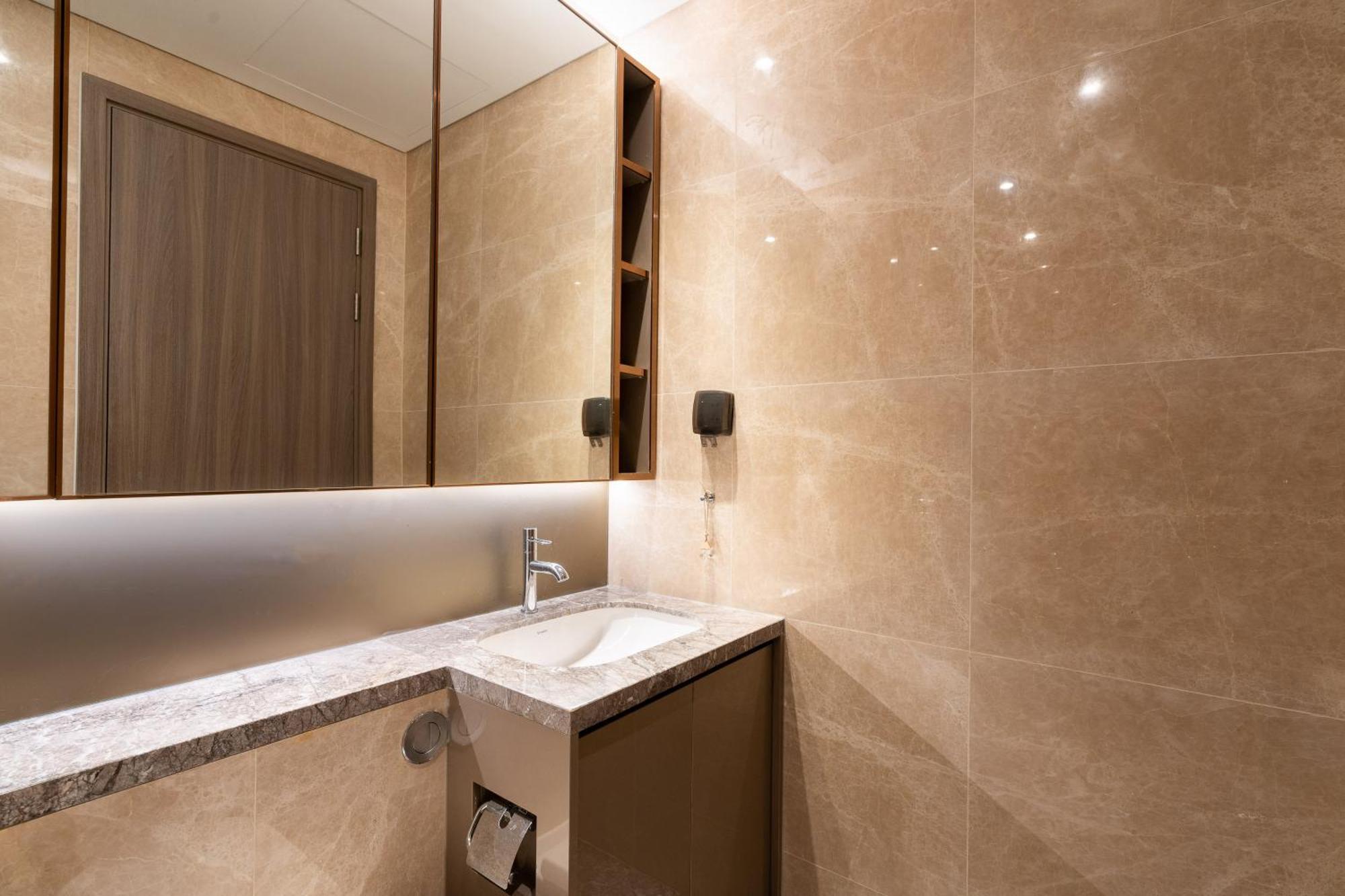 Apartment Happy High-end - Central, Whole City View & Infinity Pools - The Marq Ho Chi Minh City